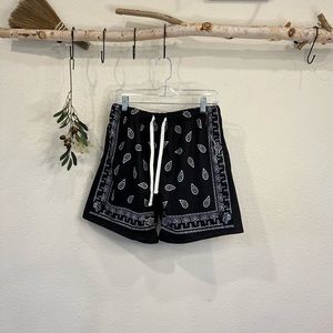 Darc Sport Unisex Shorts Paisley Black Size Small